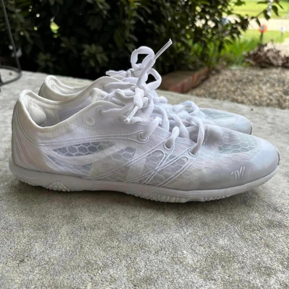 Varsity Ascend Air cheer Shoes